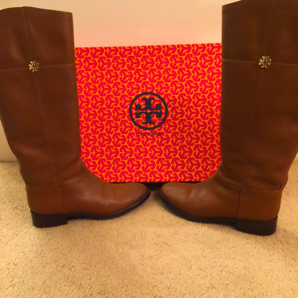 Extremely gently used Tory Burch Jolie Riding Boots. Black and brown